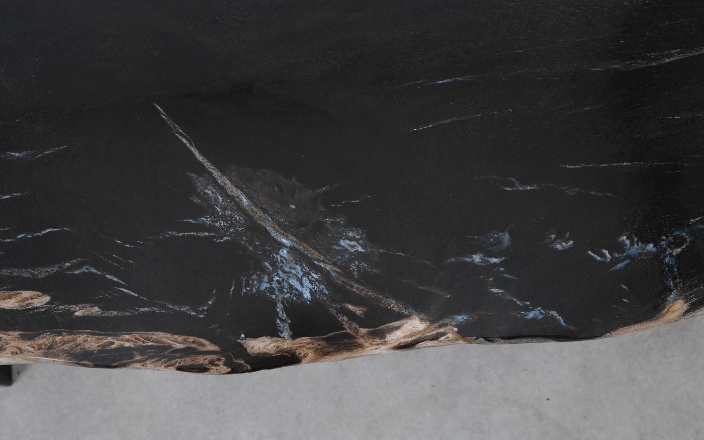 Tavolo consolle in legno pietrificato - 54268 - Esotika