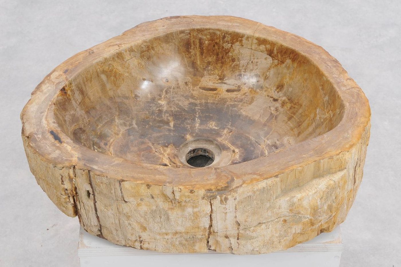 Lavandino da appoggio in legno pietrificato - 50205