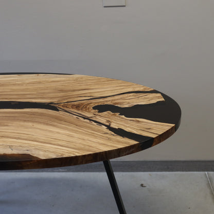 Tavolo da pranzo Circle in legno e resina
