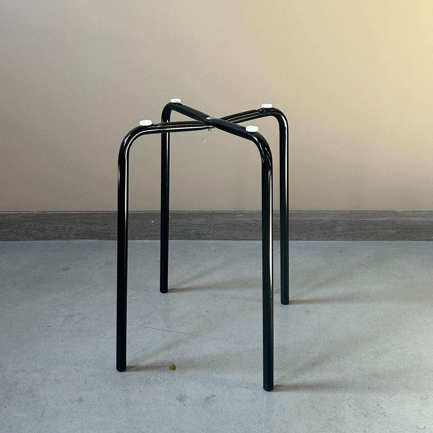 Gambe per tavolini piccoli