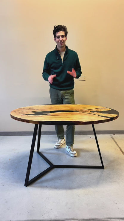 Tavolo da pranzo Circle in legno e resina