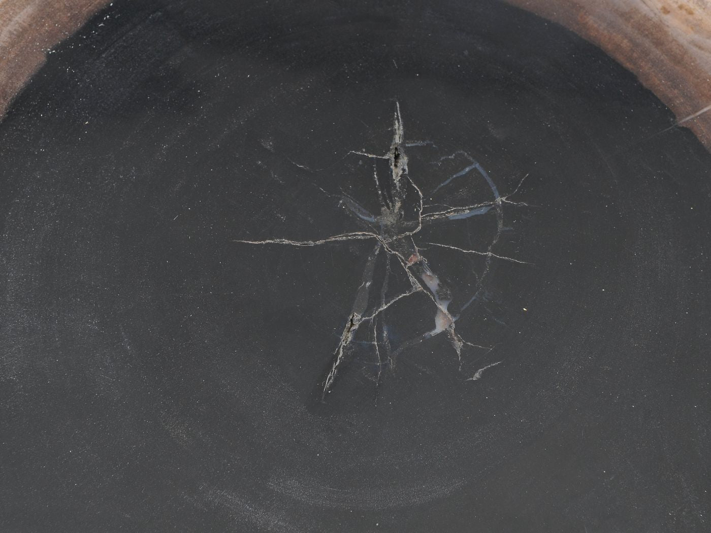 Tavolino tronco pietrificato bianco - 51037