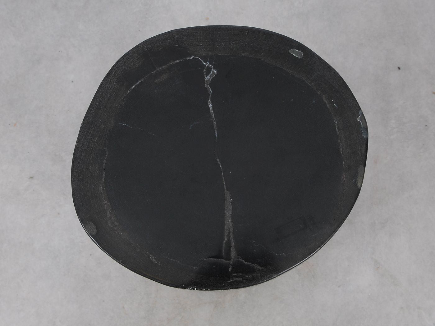 Tavolino tronco in legno pietrificato - 53005